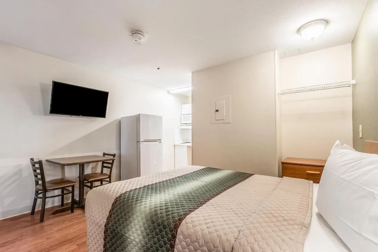 Studio 51 Extended Stay Hotel Φοίνιξ 2*,